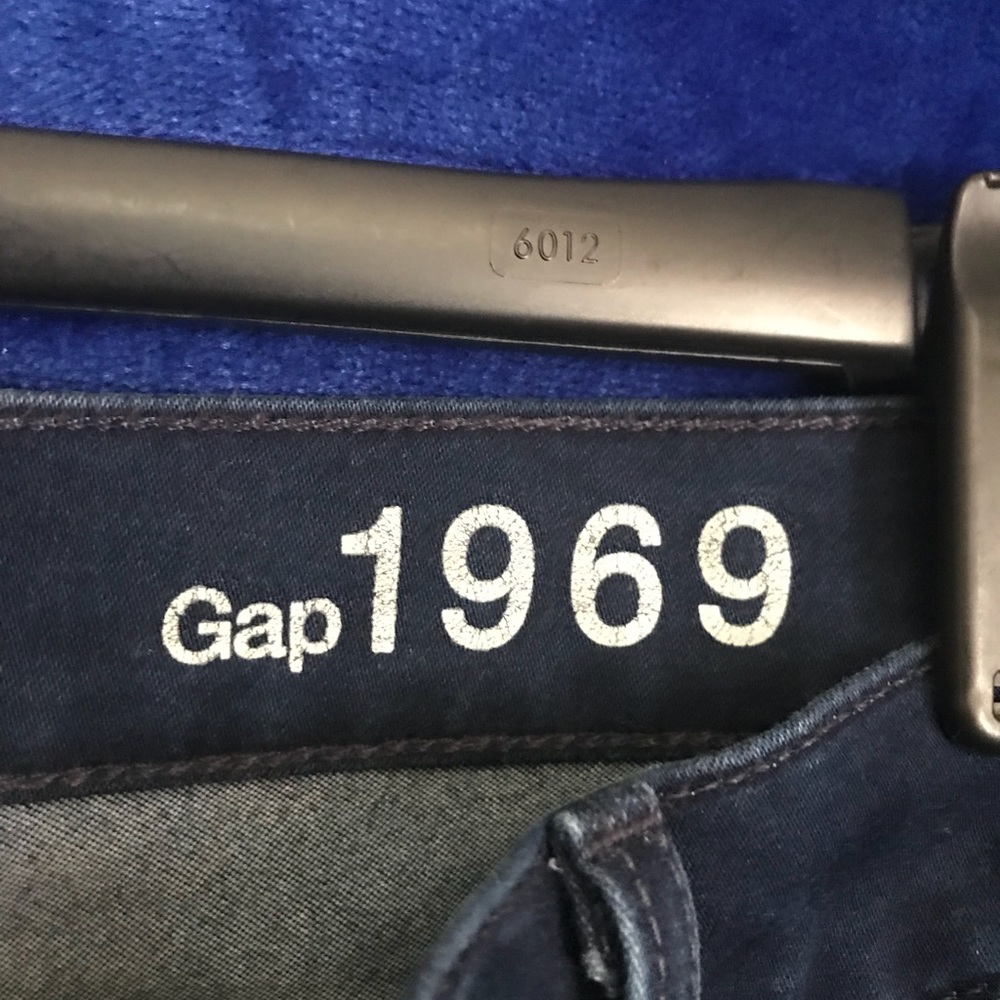 Jeans - Picture 3 of 4